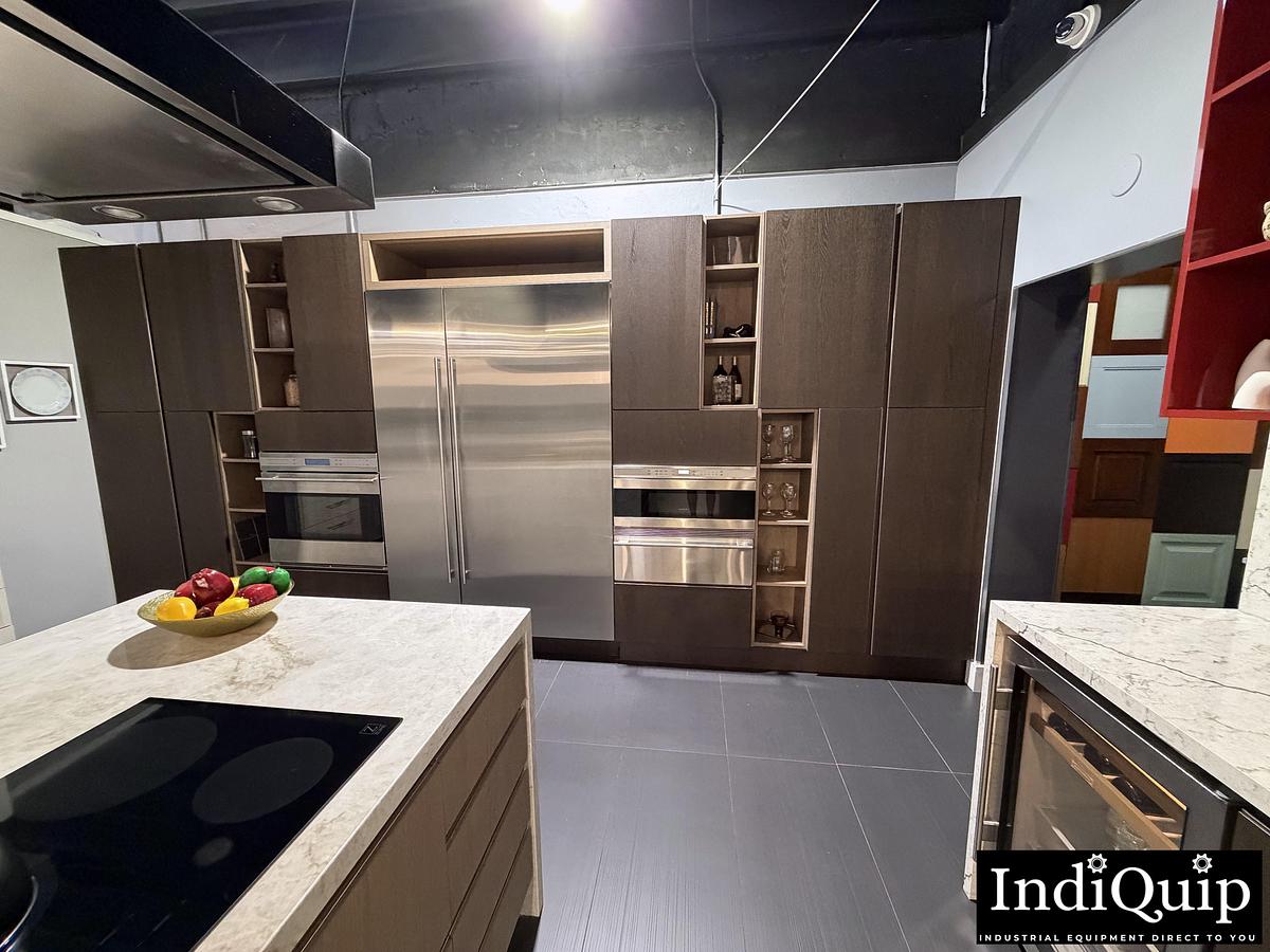Used Complete Kitchen, Bath & Flooring Showroom Asset Package – Cabinets, Displays, Fixtures & Materials