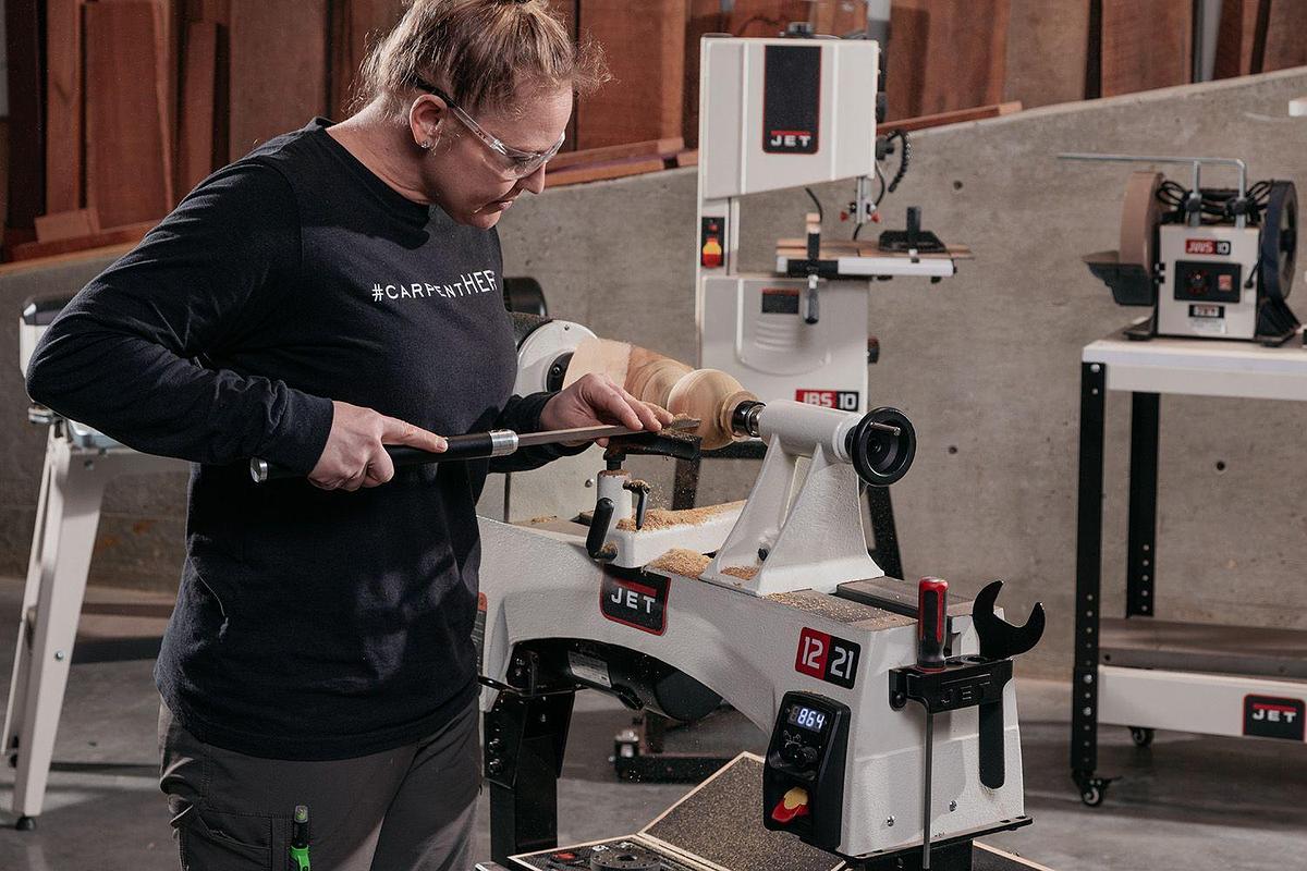 JWL-1221VS 12'' x 21'' Variable Speed Wood Lathe