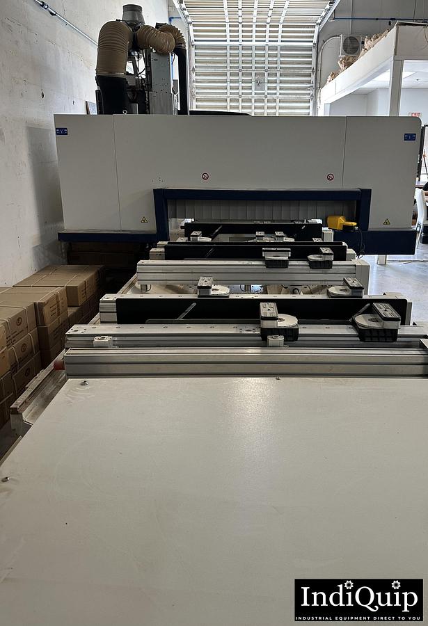 Used 2021 SCM Morbidelli M90 4’ x 10’ CNC Router