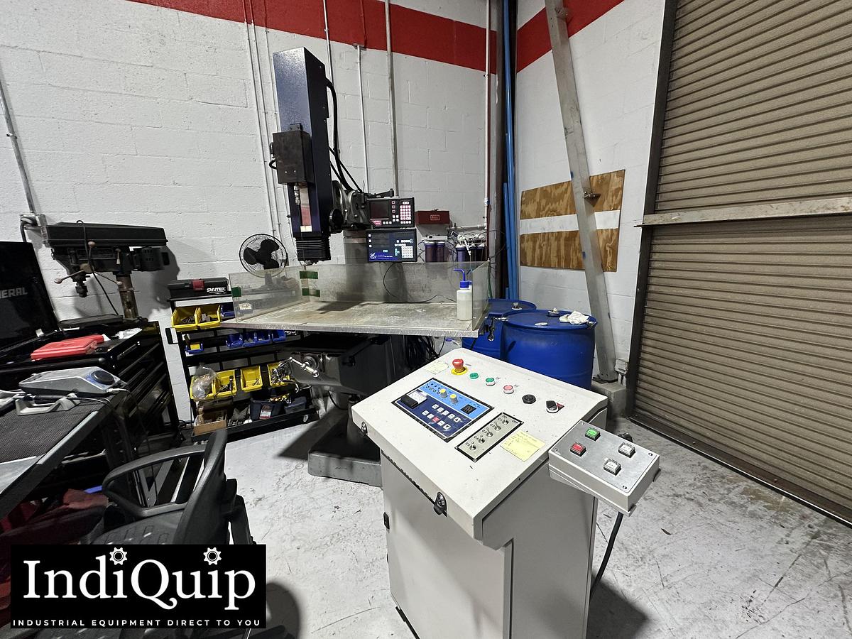 Used Long Chang LCM-42 CNC Vertical Mill with Gromax Presetter