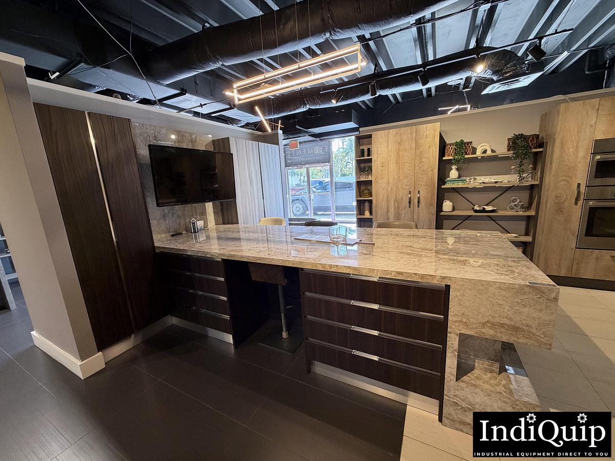 Used Complete Kitchen, Bath & Flooring Showroom Asset Package – Cabinets, Displays, Fixtures & Materials