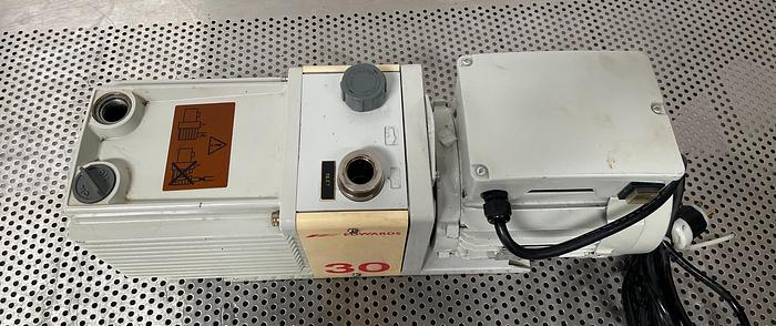 Used Edwards 30 E2M30 Rotary Vane Vacuum Pump 220/240V