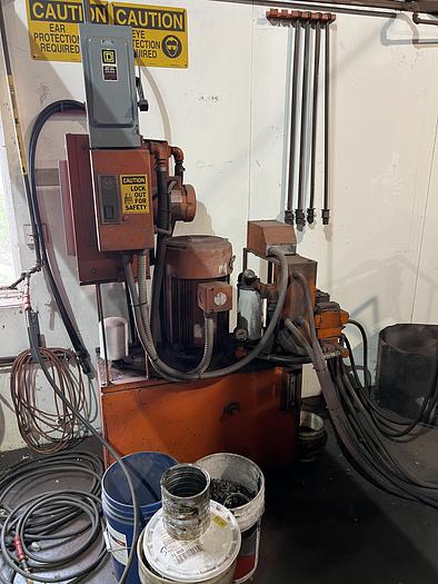Used CMH  3L TILT POUR MACHINE