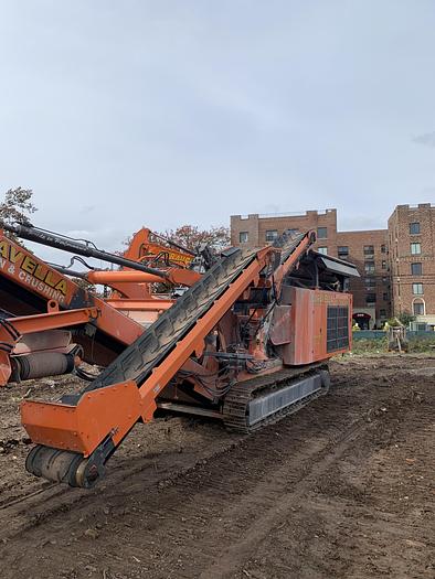 Used Mobile Tracked complete demolition crusher