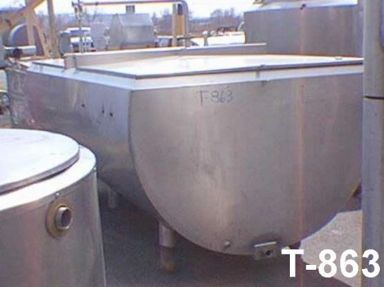 Usado 800 GALLON BULK TANK.  HENRY BERGMANN INC SERIAL RRB800.3434