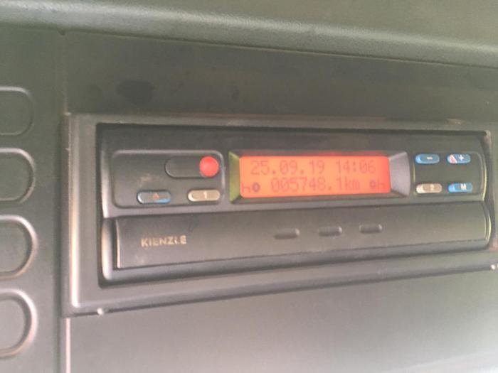 Used 2002 DAF 85 CF 380 MANUAL EURO 3