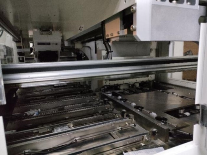 Used 2007 Seiko  NS 7000 Handler