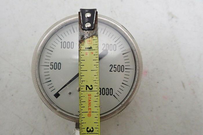 Used USG 316 SST Tube Connection Welded 0-3000 PSI Pressure Gauge