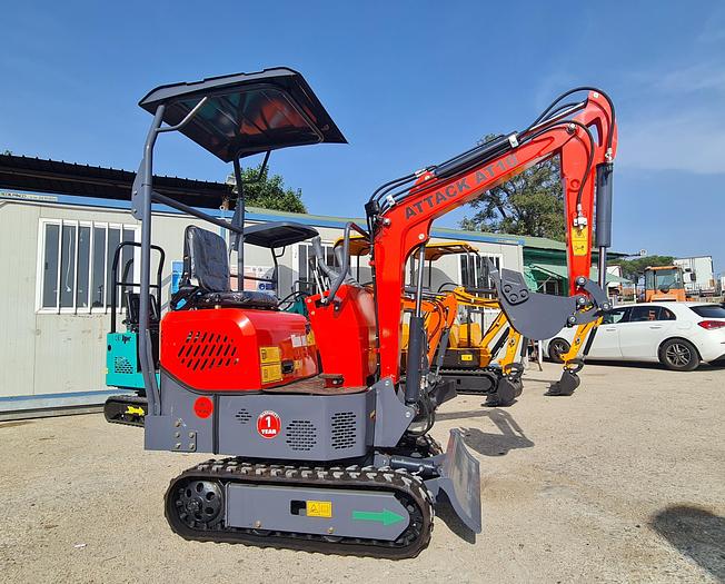 2022 Mini Excavator ATTACK AT10 - 950 kg.