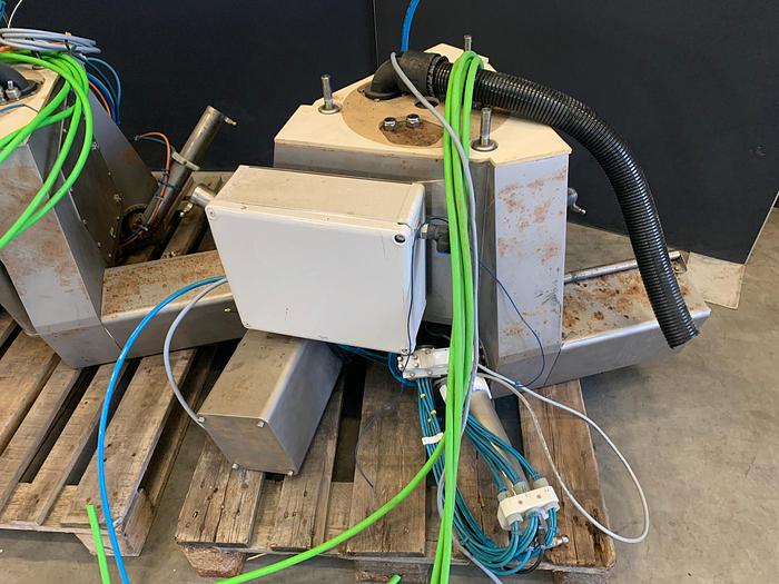 Gebruikt (4x) 2011 Schneider Robot P4S-R-WD-15-1200