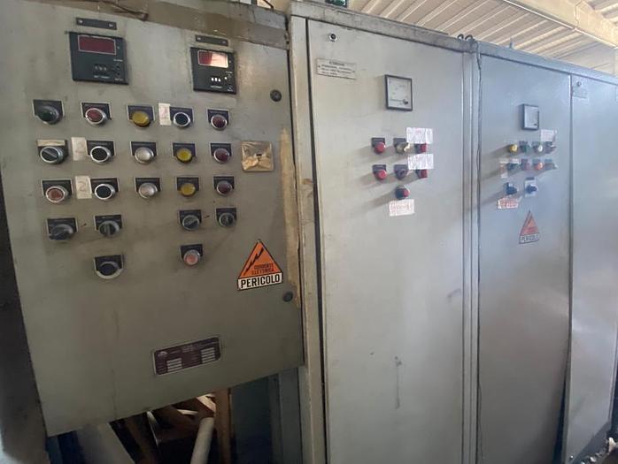 Used POLYMERIZER 1981 SALVADE