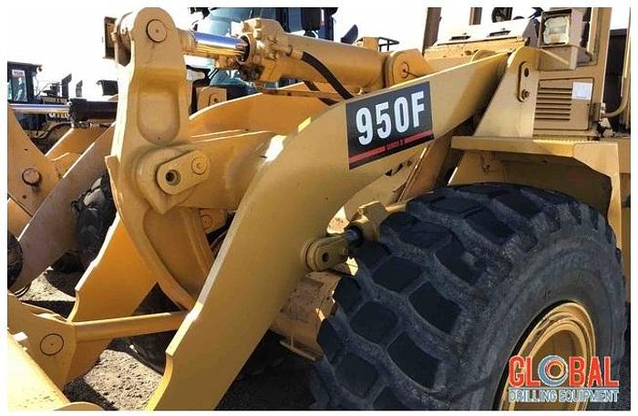 Used Item 0957 : 1995 Caterpillar 950F Series II Wheel loader