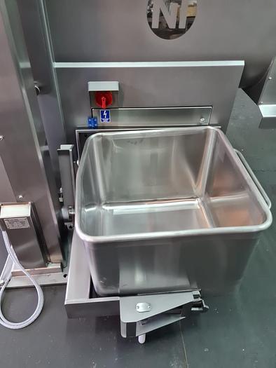 Niro-Tech RX-600 paddle mixer with lifter