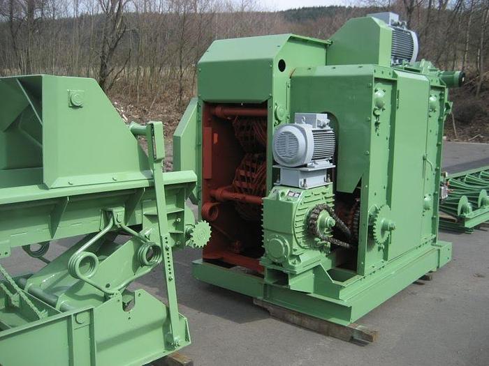 Overhauled debarker Valonkone VK26 M ( year 1974- 1980 )
