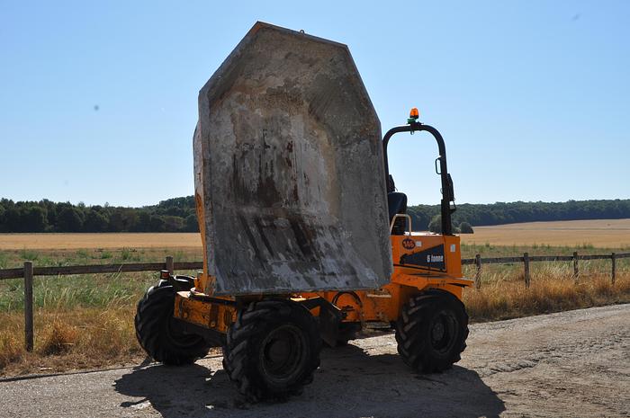 Used 2016 THWAITES 6 TONNE POWERSWIVEL