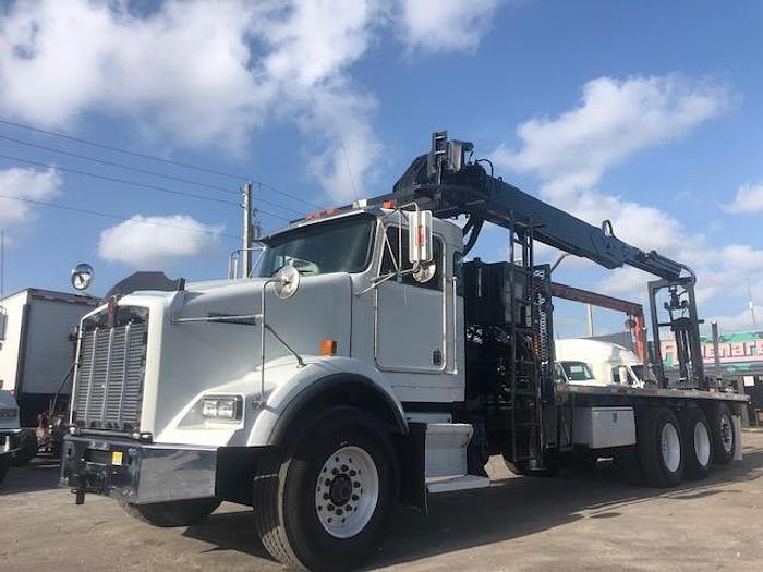 Used 2003 KENWORTH T-800 FLATBED TRUCK WITH BLOCK CRANE