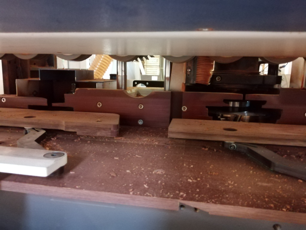 Gebruikt 2011 WEINIG  Unicontrol 11