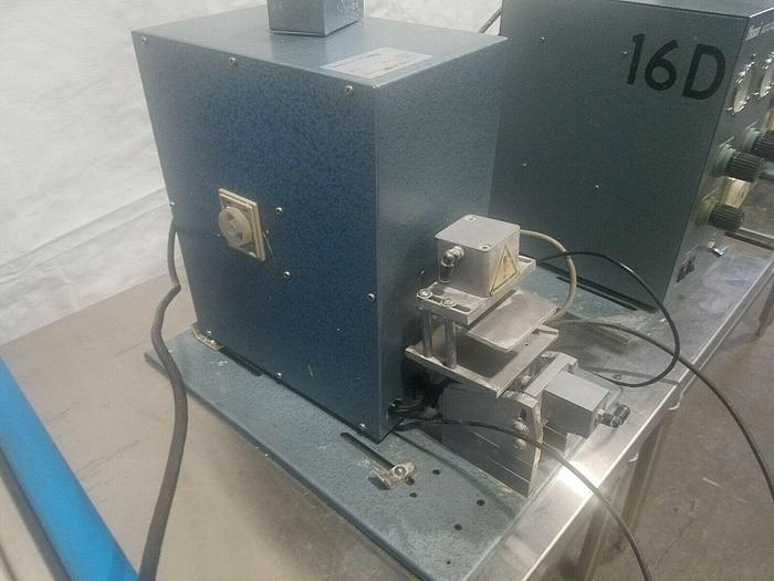 Used Yasui AC-2AU Auto Clamp Wax Injectors Lost Wax Mold Clamp Injection Casting