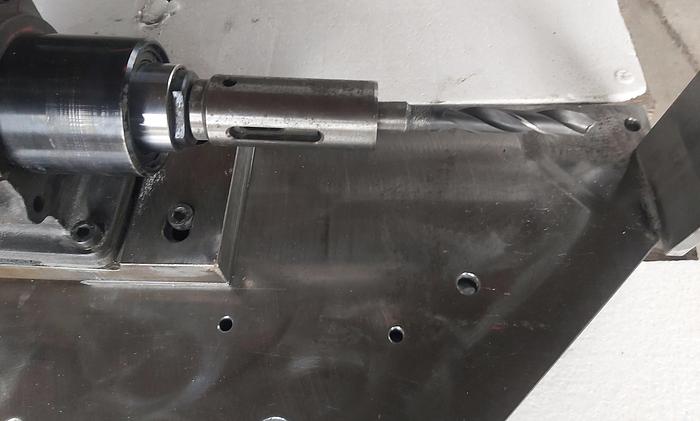 Gebraucht Hochwertige Bohrstation mit pneum. Vorschub, Parker gebraucht-Top