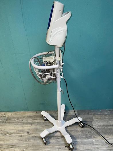 Used Welch Allyn Spot Vital Signs LXi Patientenmonitor auf Trolley mit Fingersensor, Manschette