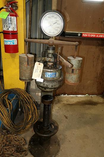 DETROIT HB-2R BRINELL TESTER