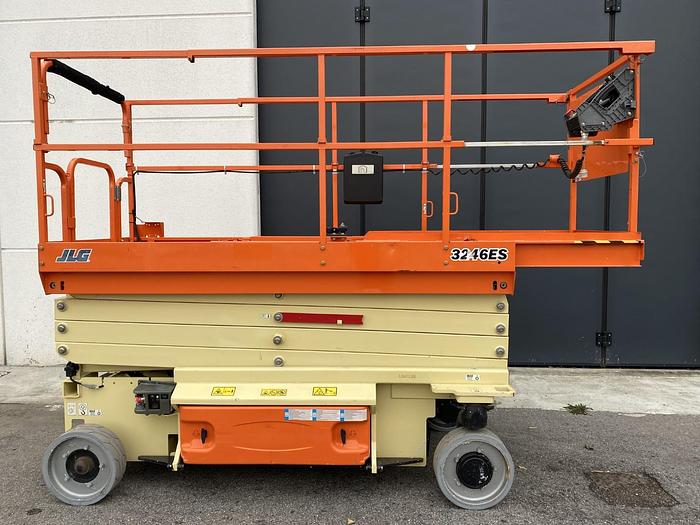 Usato 2018 JLG 3246 ES