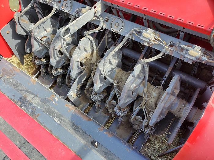 Used 2012 Massey Ferguson 2190 Cutter Baler