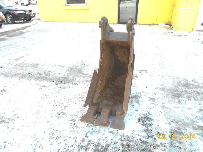 Used 16/19" GP BUCKET WITH 3 SPADE STYLE TEETH, SIDE CUTTERS, 65mm PIN SIZE, 10" F...