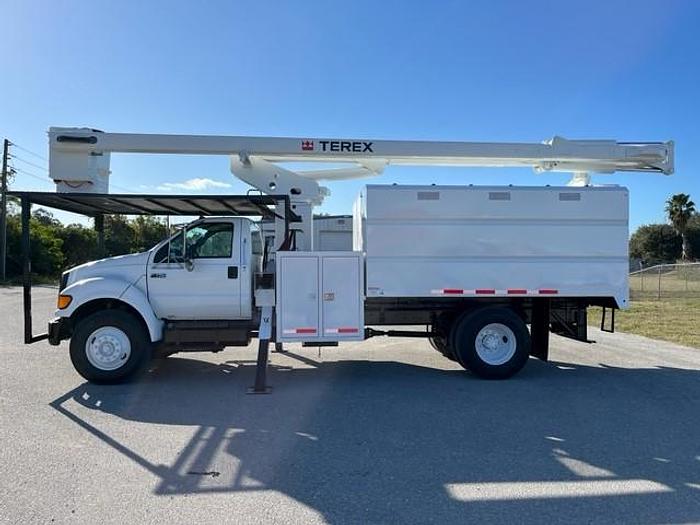Used C59623 Terex Hiranger XT60 65ft Bucket Boom on 2010 Ford F750 Forestry Dump Truck