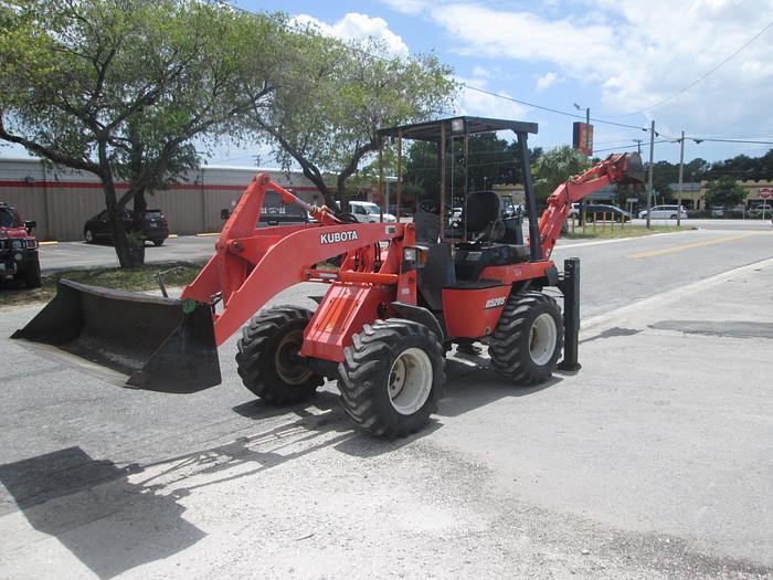 Used Kubota R520S Wheel Loader/Backhoe