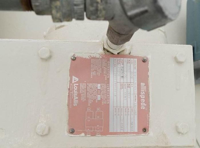 Used 10 GALLON ROSS TRIPLE SHAFT MIXER - MODEL PVM-10 - S/S - VACUUM - JACKETED