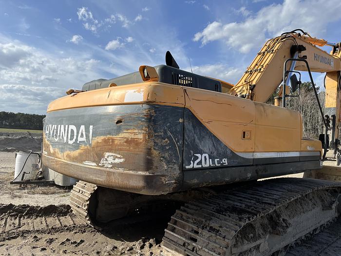 Used Hyundai Excavator