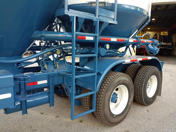 Used Bulk Truck