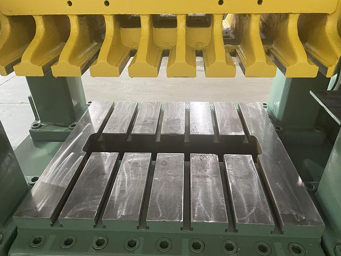 Used 60 Ton, BRUDERER, No. BSTA60, UNDER DRIVE HIGH SPEED PRESS