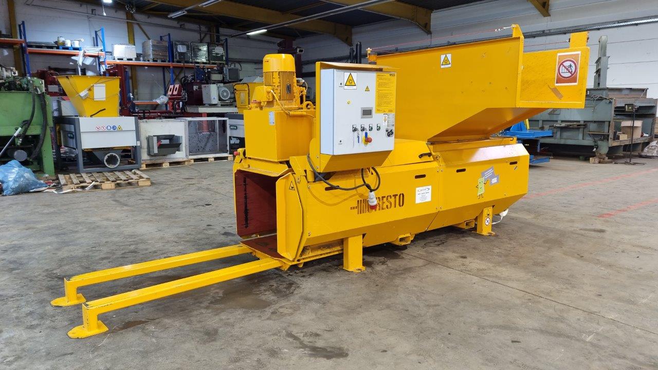 Used Ballenpresse Presto CC 20 M, Baujahr 2016, Presskraft 20 t