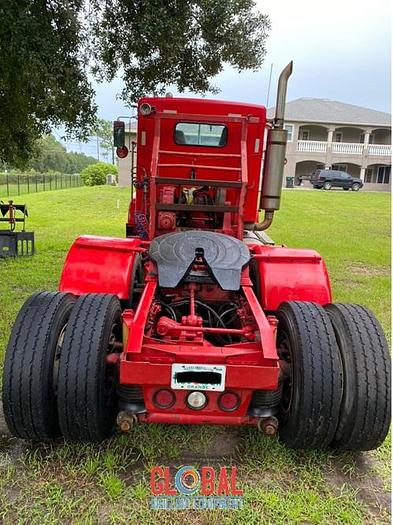 Used Item 0788 : 2001 Kenworth T800B Tractor, 6X4