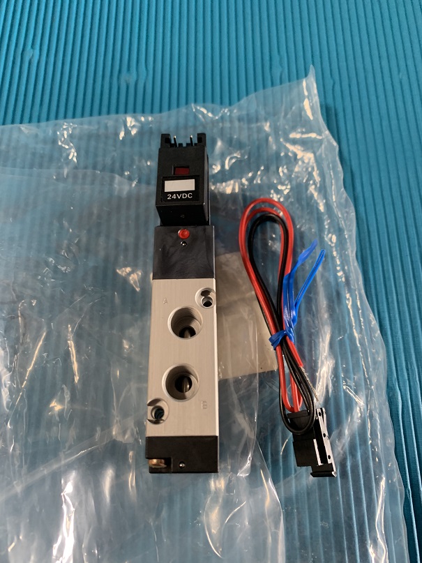 Used Koganei Solenoid Valve 180-4E1-PLL