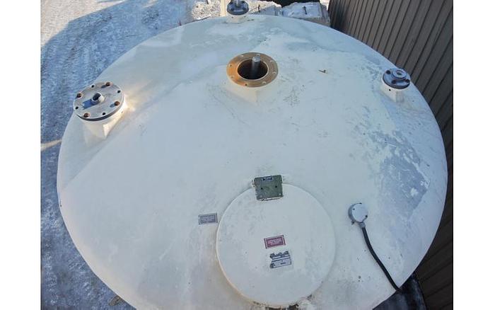 D'occasion USED 4800 GALLON TANK, FIBERGLASS