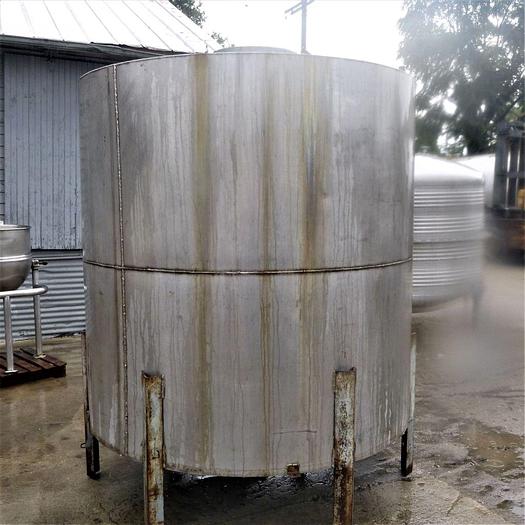 Used Tank, 1,250 Gallon, S/st, FT/FB, 6' X 6', #S744092