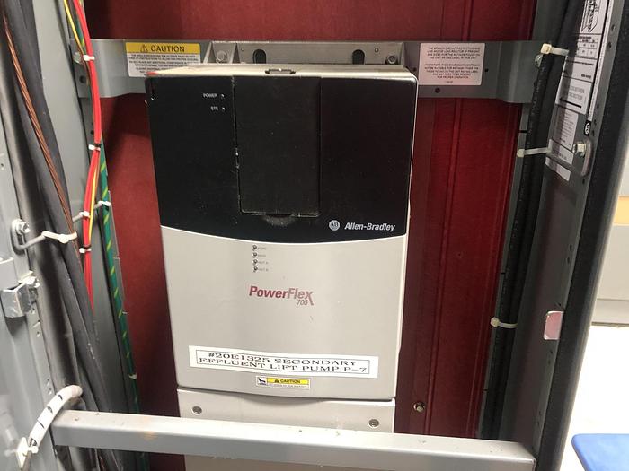 Used ALLEN BRADLEY CENTERLINE MCC SECTION WITH POWERFLEX DRIVES