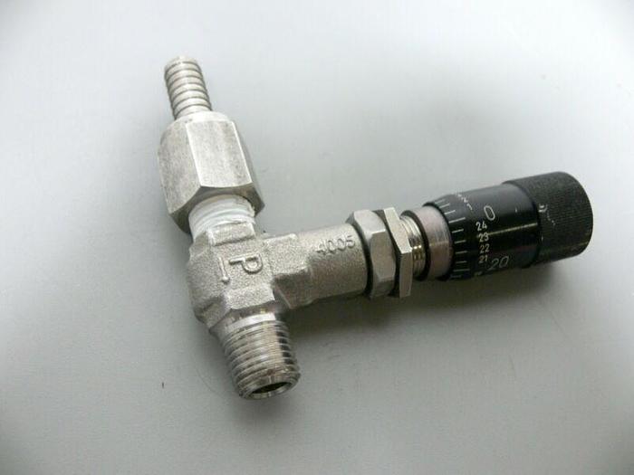 Used Lot of 2 - Parker Hannifin 4M-NLL-V-SS-V 316 SS Metering Valve with 1/4" NPT(M)