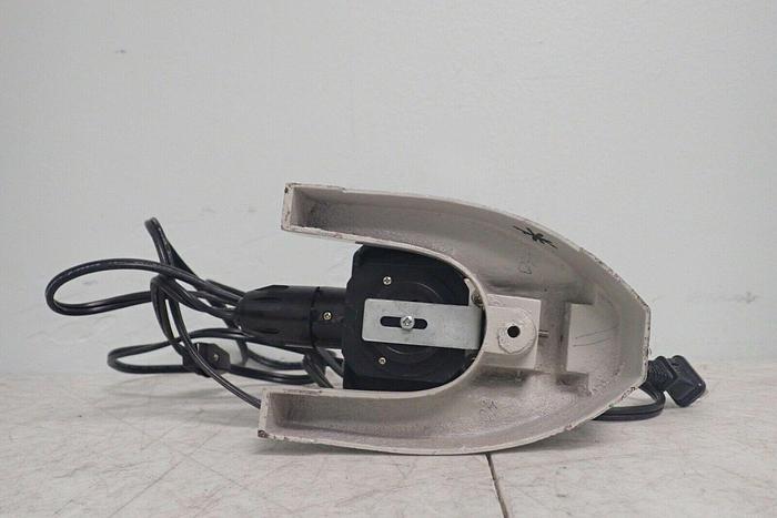 Used Southern Precision Instrument Model 1853L Microscope w/ Objectives 4x, 10x, 40x