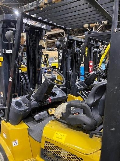 Used 8,000 POUND YALE MODEL GLC080LJNGAE088 PAPER ROLL CLAMP TRUCK 51" DIAMETER 5,500 HOURS