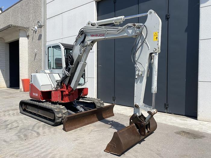 Usato 2015 TAKEUCHI TB 153FR