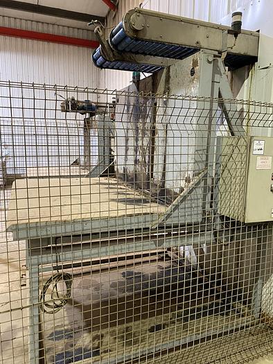 Used 1 Ton Box filler with Guards