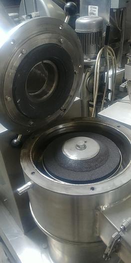 Used Młynek korundowy do mielenia orzechów, gorczycy, sezamu, itp.