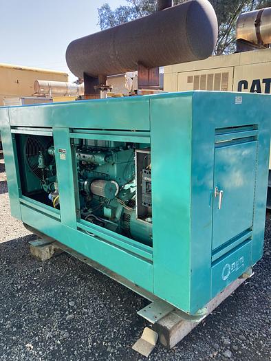 Used Natural Gas / Propane Onan Waukesha 115kw 3 phase 480 Volt