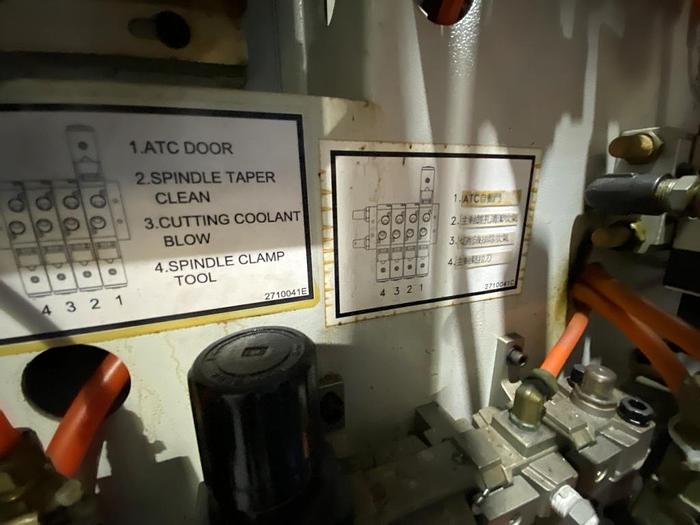 Used 2007 Dah Lih PT 128 5 Axis Machining Center