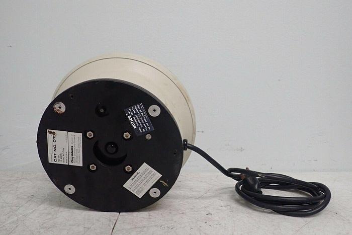 Used Clay Adams 0151 6-Place Analytical Centrifuge with 6 Vials