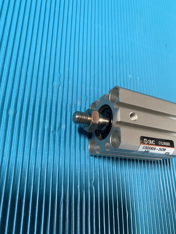 Used SMC Air Cylinder CDQSB20-25DM-A90